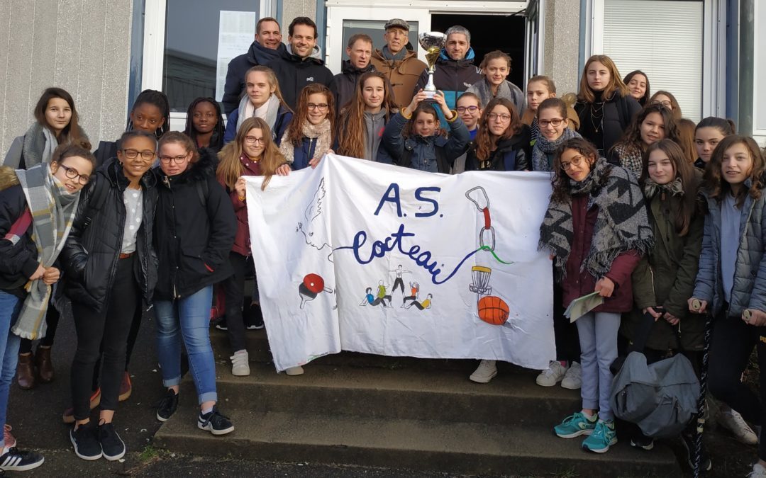 Trophée du challenge féminin au cross départemental, Bravo les filles!!!